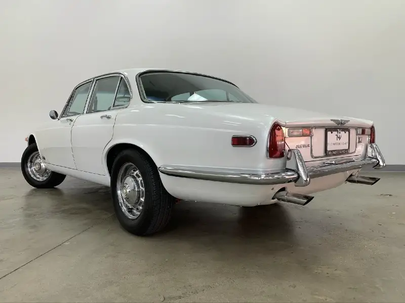 1971 jaguar xj xj6 1417 miles white sedan small block 350 automatic