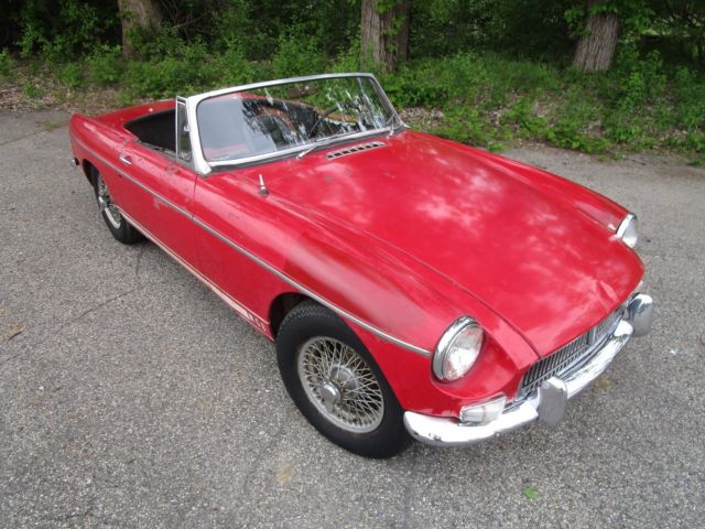 barn find: rare 1964 pull-door handle steel-dash early mgb mki ghn3 roadster