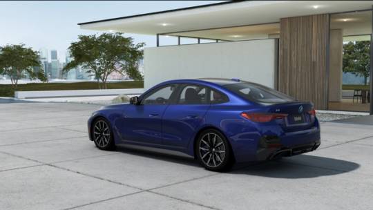2025 BMW i4