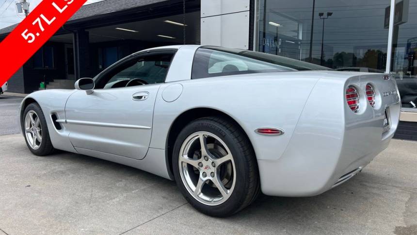 2002 chevrolet corvette base