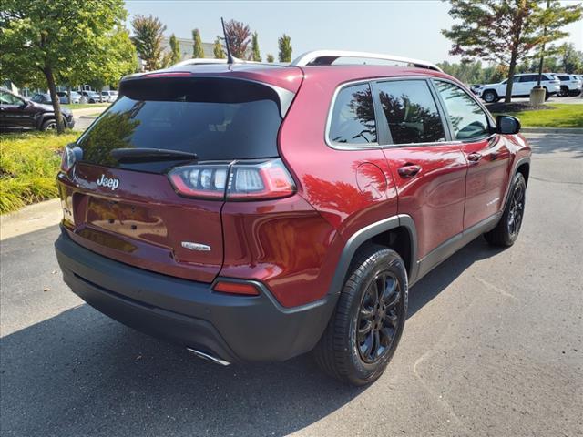 2021 jeep cherokee latitude lux