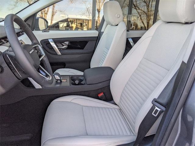 2024 land rover discovery sport core s