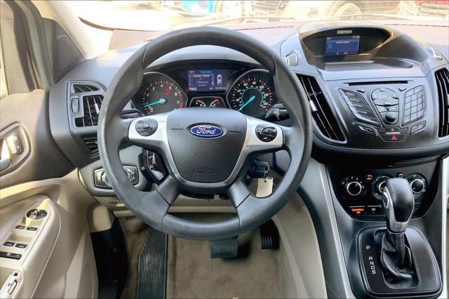 2015 ford escape se