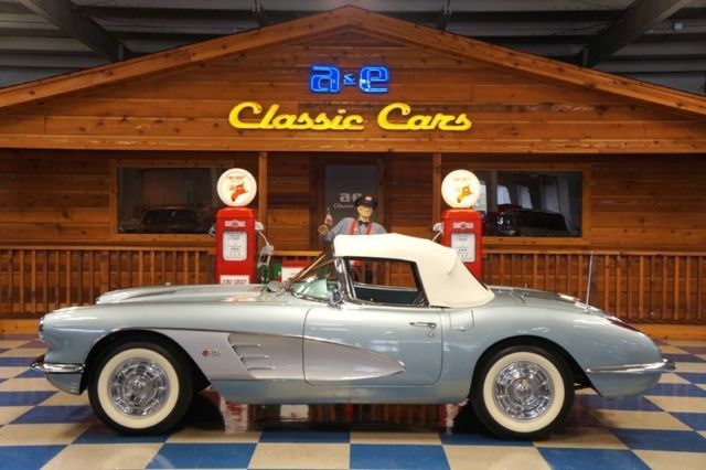 1958 chevrolet corvette convertible