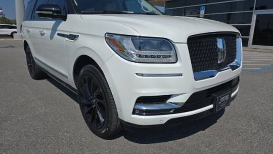 2021 Lincoln Navigator black label