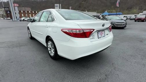 2017 toyota camry hybrid in saint louis, missouri