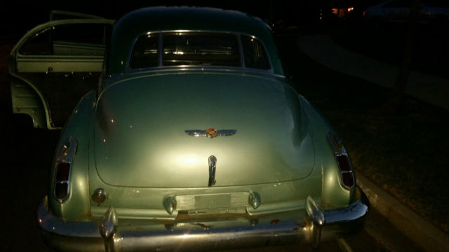 1947 cadillac 4dr sedan