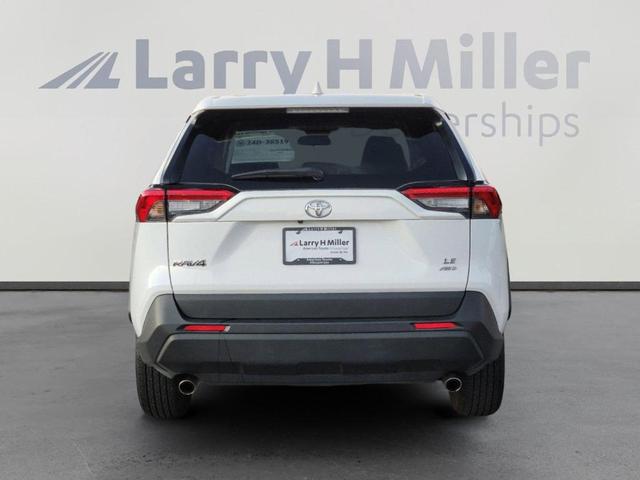 2024 toyota rav4 le