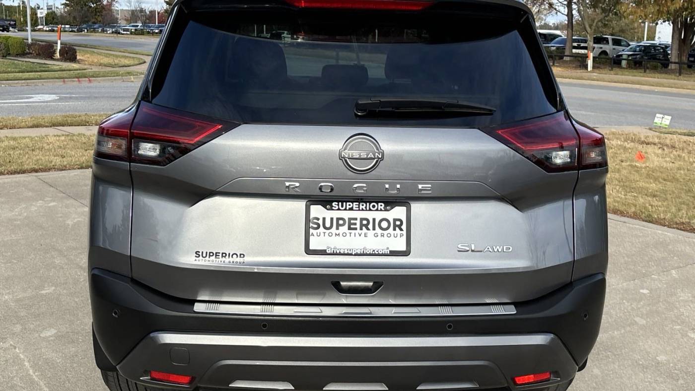2023 nissan rogue sl