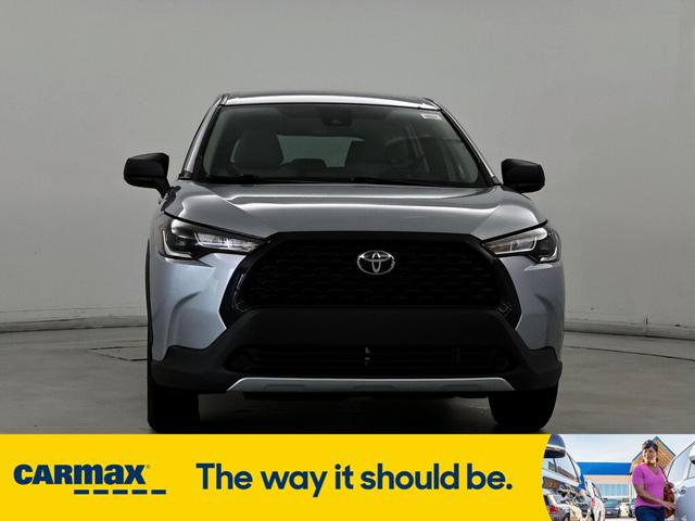 2022 toyota corolla cross l