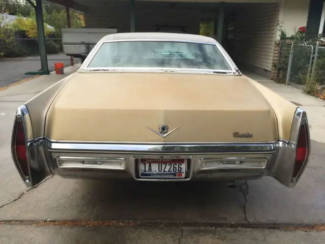 sedan de'ville caddy sedan classic vintage collector cadillac hardtop