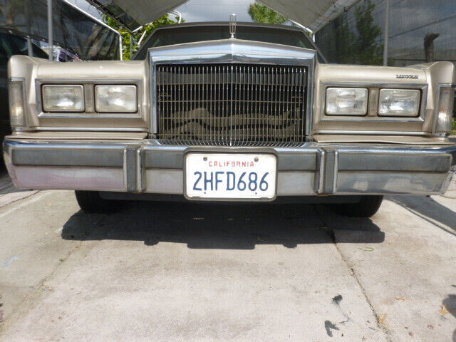 1988 lincoln town car signature 5.0