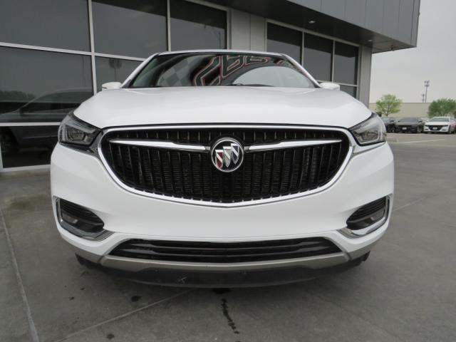 2020 buick enclave essence sport utility 4d