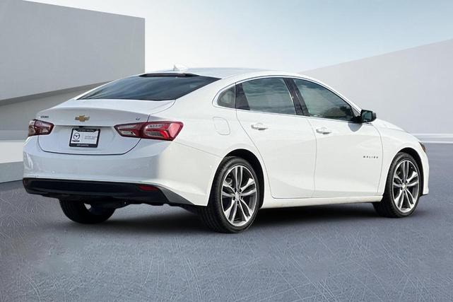 2022 chevrolet malibu lt