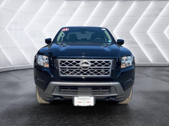 2022 nissan frontier sv