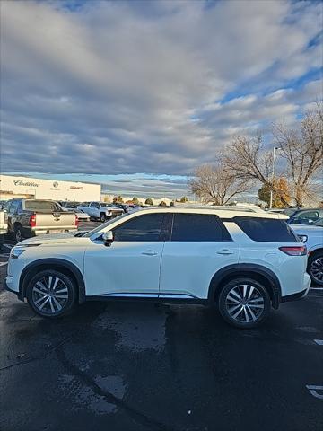 2022 nissan pathfinder platinum 4wd