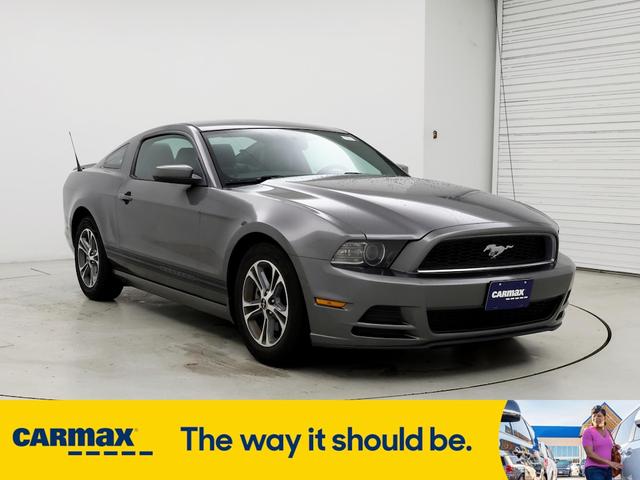 2014 ford mustang premium