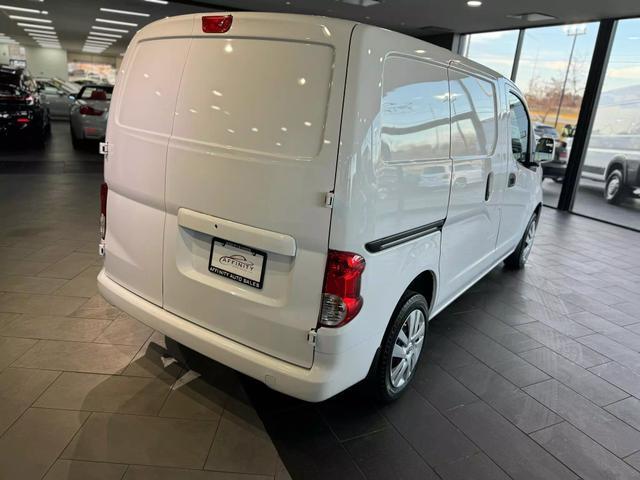 2020 nissan nv200 sv