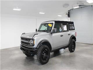 2021 Ford Bronco black diamond