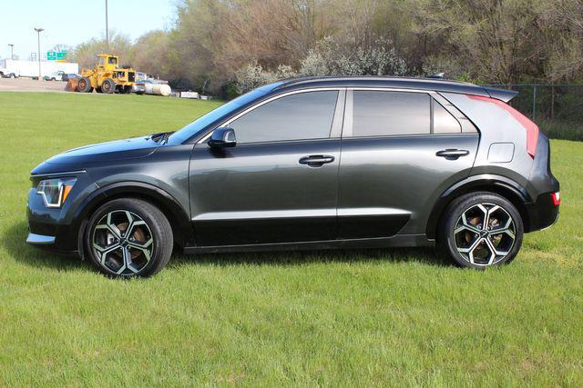 2023 kia niro touring