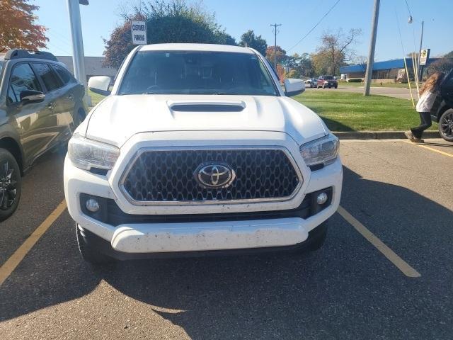 2019 toyota tacoma trd sport