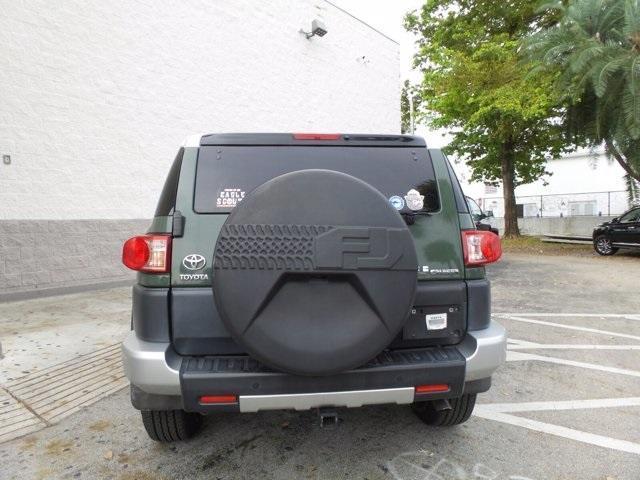 2010 toyota fj cruiser in miami, florida