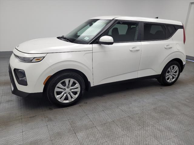 2022 kia soul lx