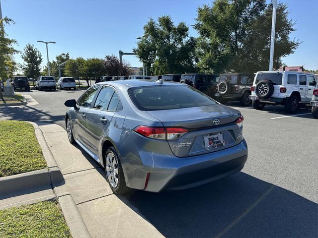 2023 toyota corolla hybrid le