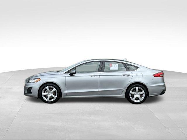 2020 ford fusion se