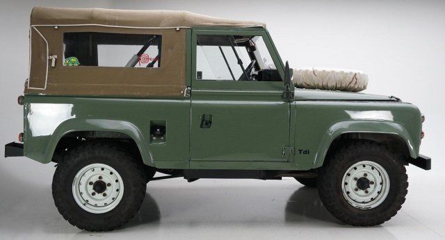1986 land rover defender 90, 29,006 miles! low reserve- nice piece!!!