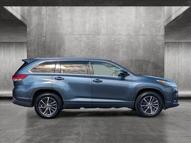 2017 toyota highlander xle