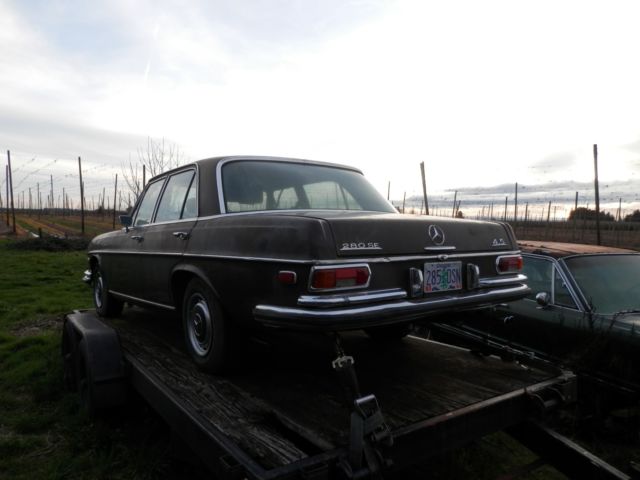 1972 mercedes 280se 4.5l v8 126kmile