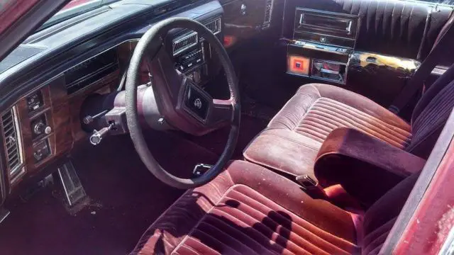 '89 fleetwood brougham cadillac