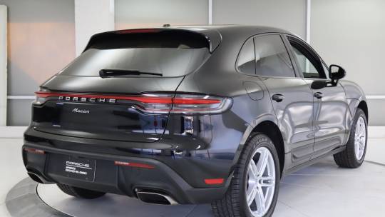 2022 Porsche Macan