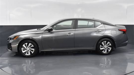 2025 Nissan Altima 2.5 s