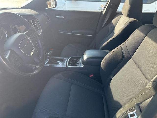 2022 dodge charger sxt