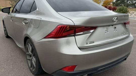 2017 Lexus IS