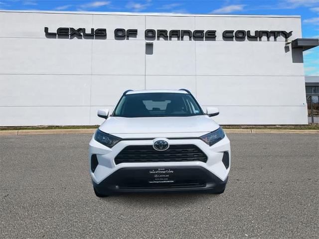 2021 toyota rav4 le