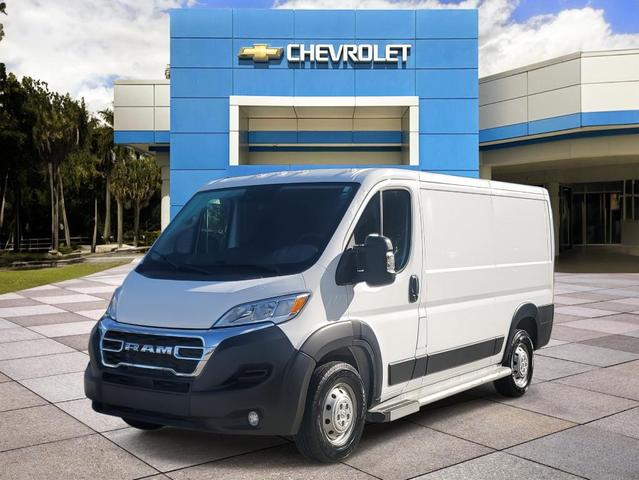 2023 ram promaster 2500 base