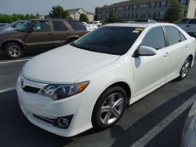 2012 toyota camry se with sunroof & display audio in wilson, nc