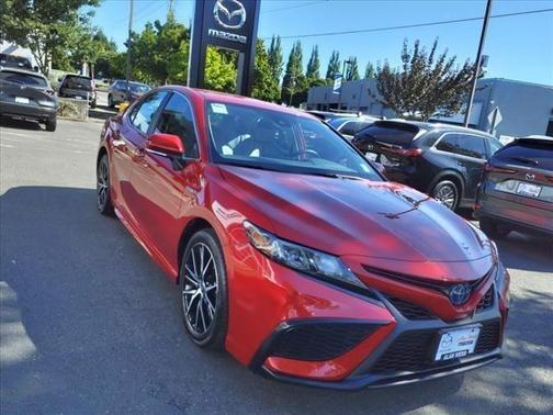 2021 toyota camry hybrid in co bluffs, iowa