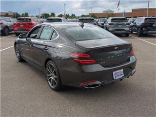 2025 Genesis G70 2.5t standard