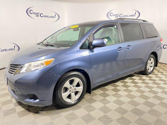 2014 toyota sienna le