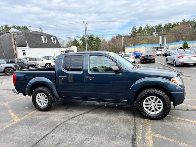 2017 nissan frontier sv