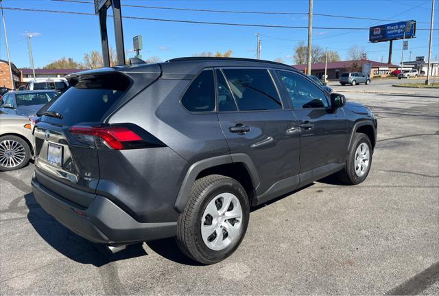 2019 toyota rav4 le