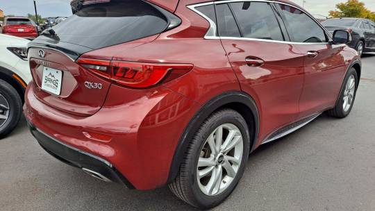 2017 Infiniti QX30