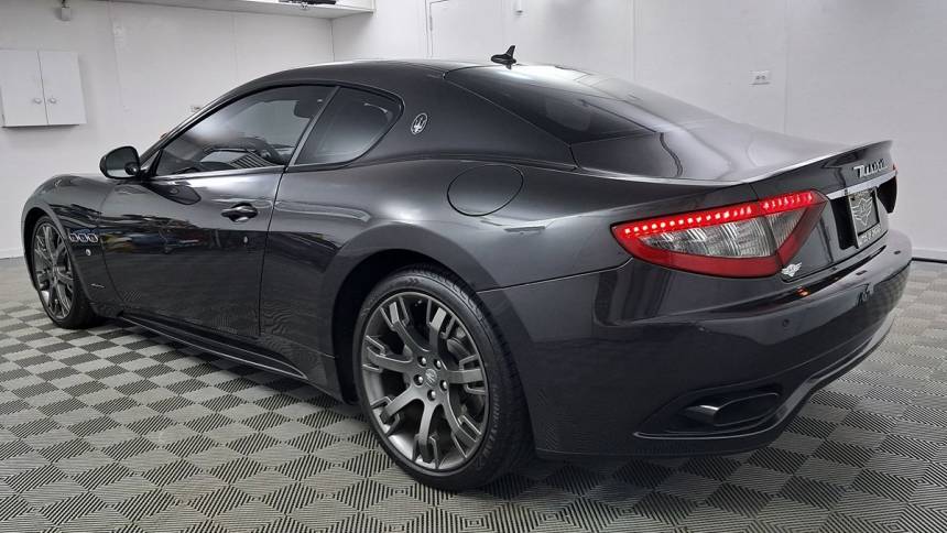 2013 maserati granturismo sport