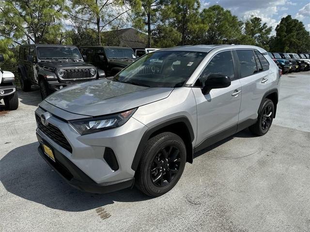 2022 toyota rav4 le