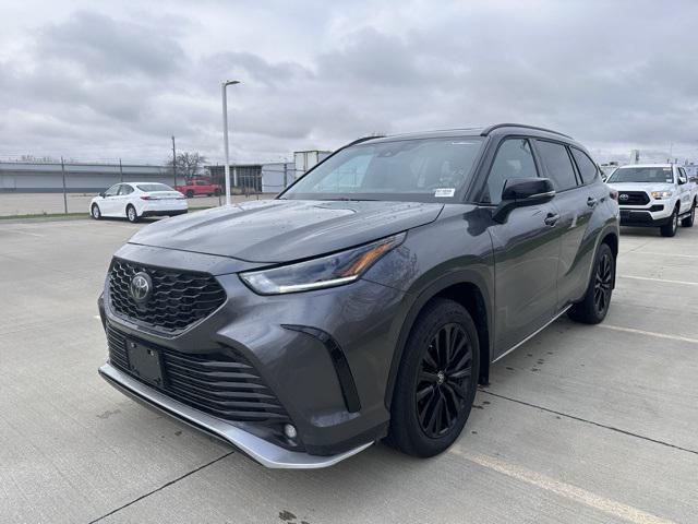 2023 toyota highlander xse