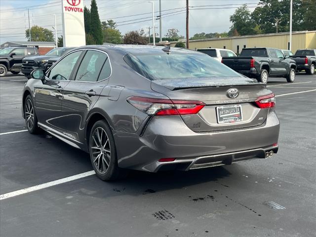 2024 toyota camry se